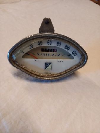 Vespa speedometer 